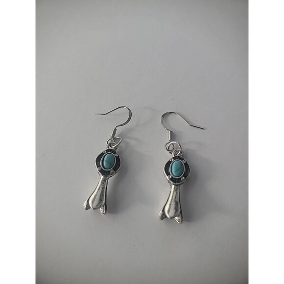New Handmade Earrings Pierced Hook Drop Dangle Silver Tone Blue Stone Jewelry - Picture 3 of 10